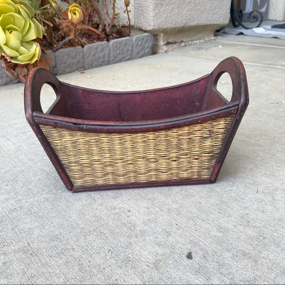 Small Wooden/Wicker Burgundy Basket 9”x5”x3.5”